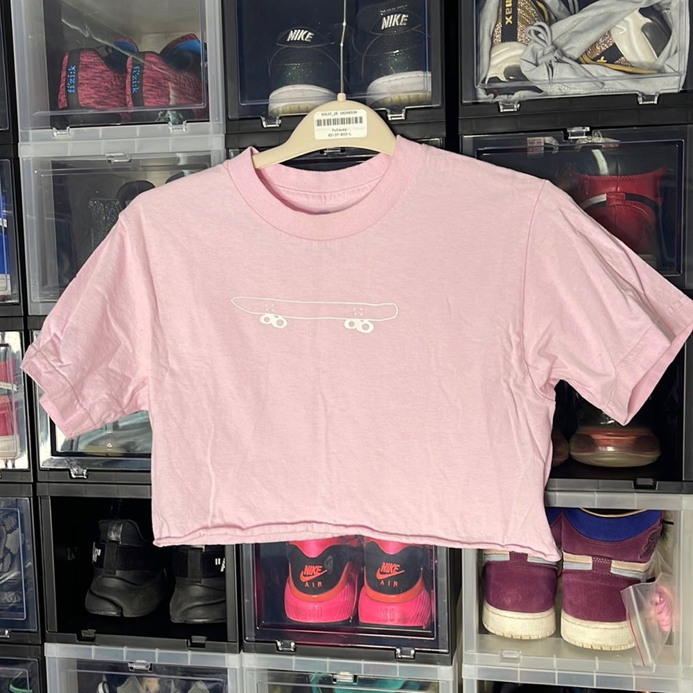 Skate All Day cropped tshirt